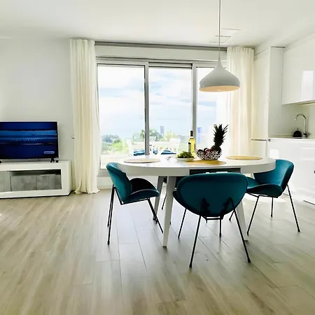 Sea View Penthouse *